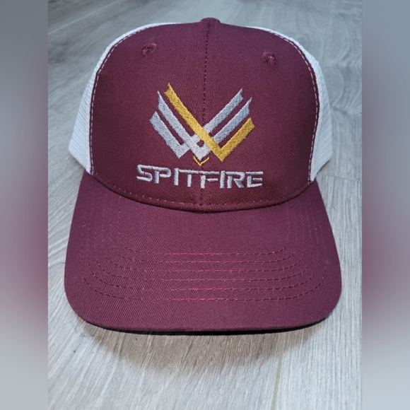 Clothing brand is called spitfire - Picture 13 of 13